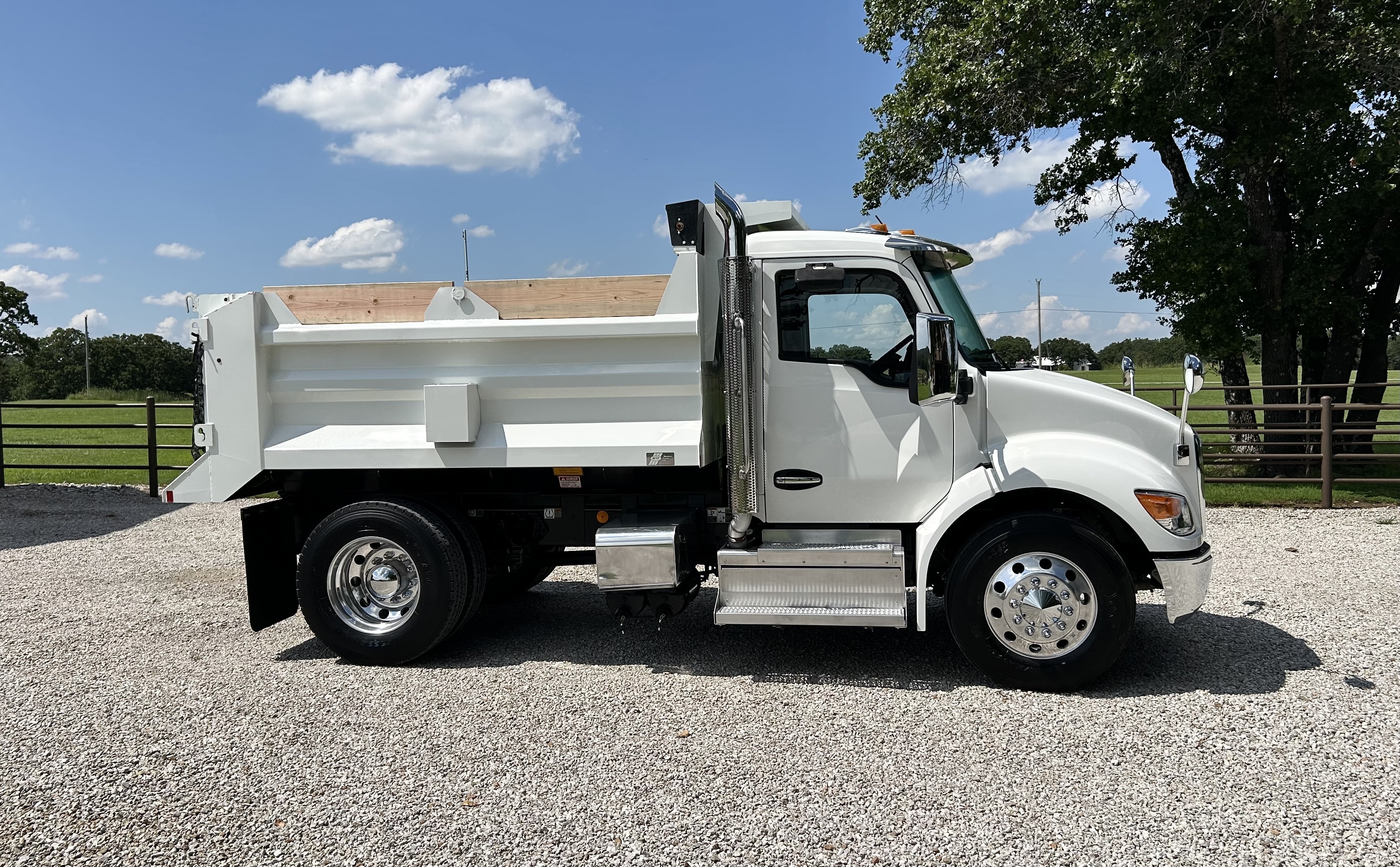 2023 KENWORTH CONSTRUCTION in Barnsdall, OK