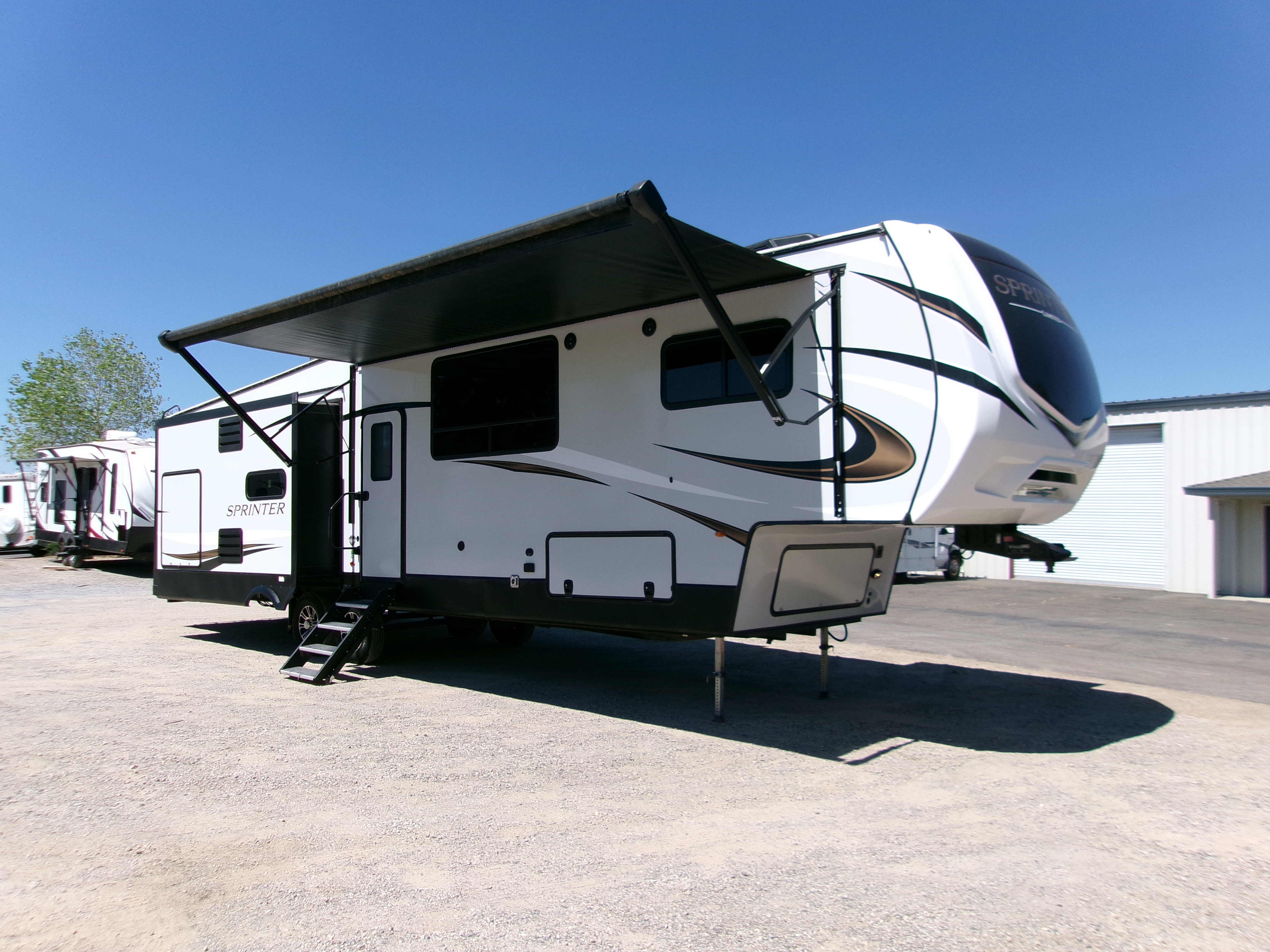 2022 Keystone Sprinter Limited 3570LFT  in placerville CA