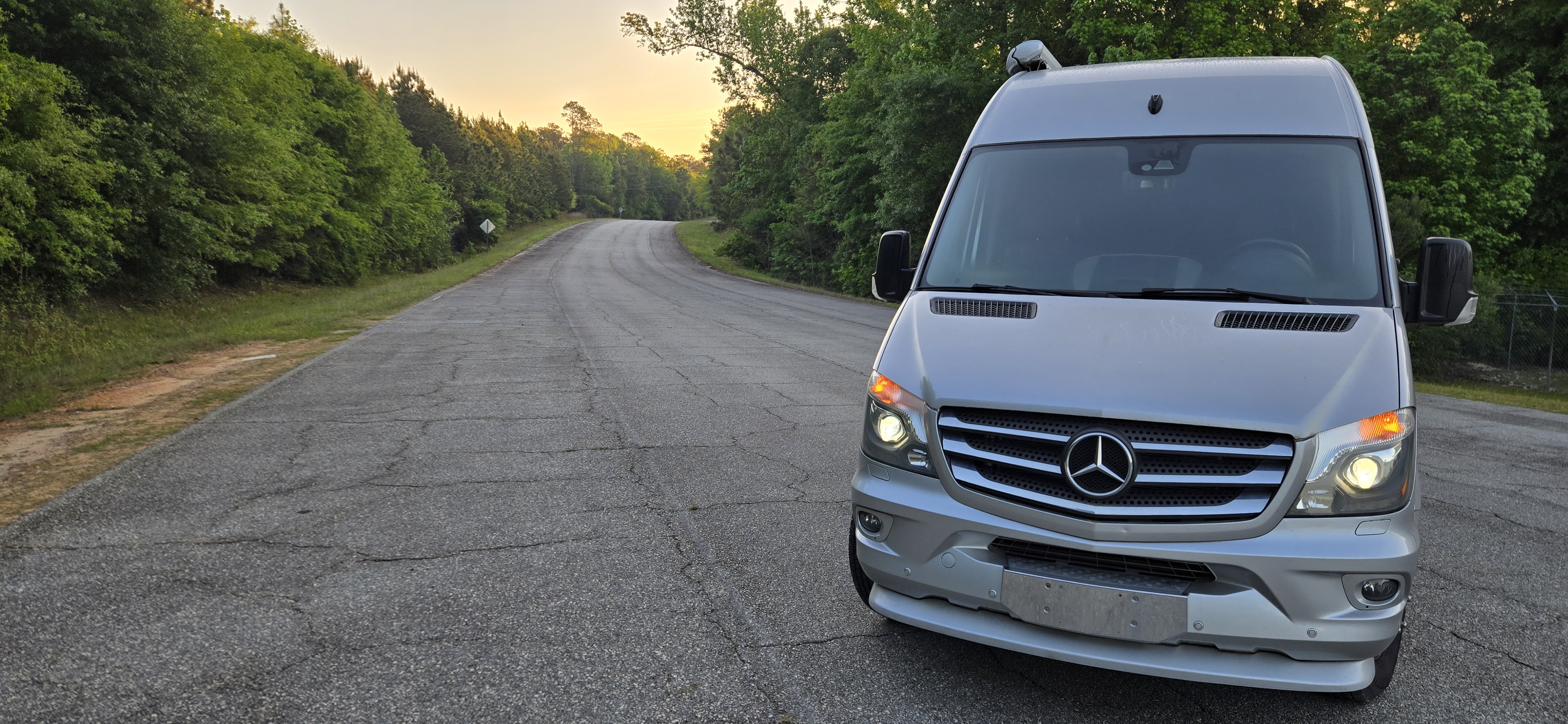2016 Airstream INTERSTATE GRAND TOUR EXT 3500 in seale AL