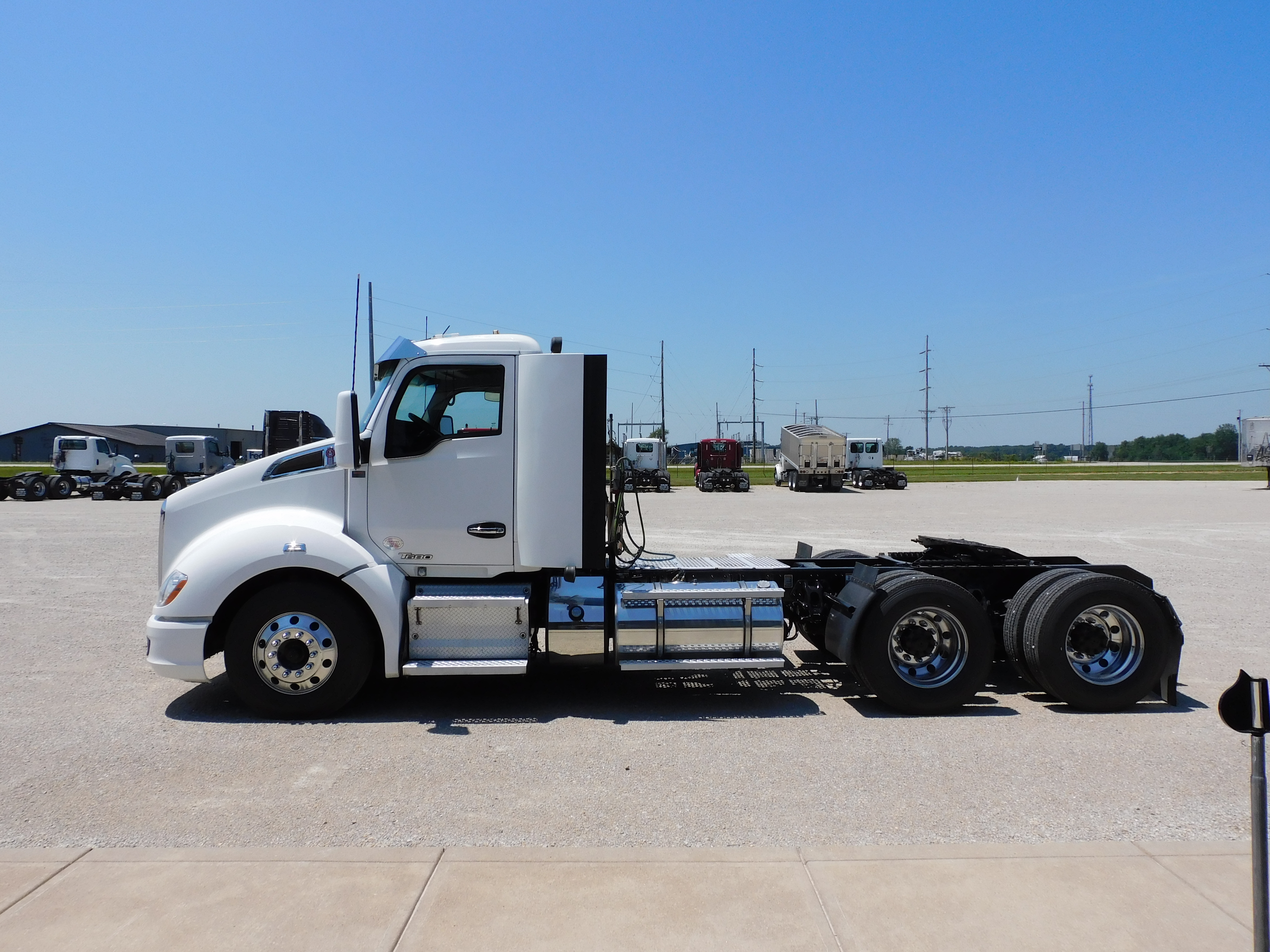 2022 KENWORTH T680 in Greenville, OH