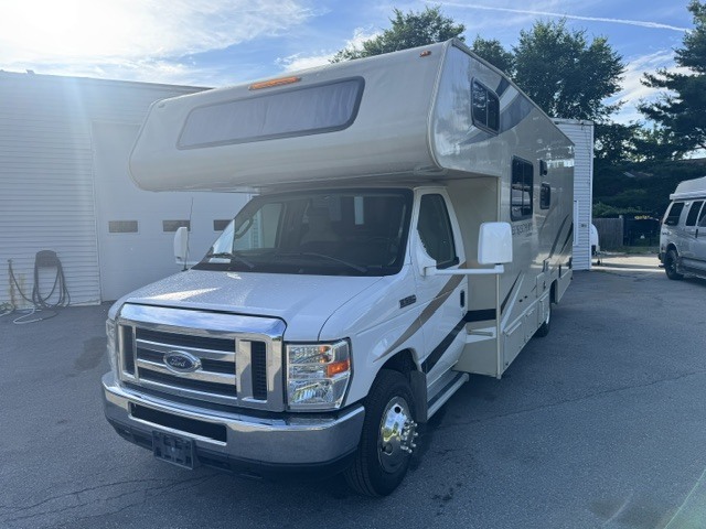 2019 Coachmen LEPRECHAUN 230 CB RV