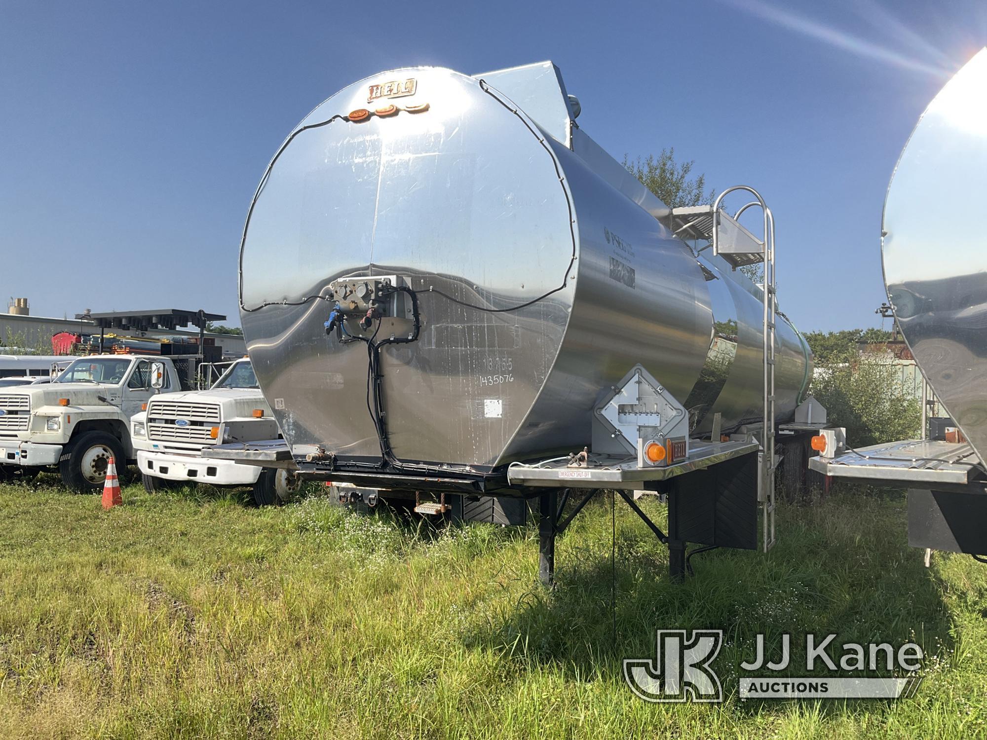 Trailer in Bellport, NY