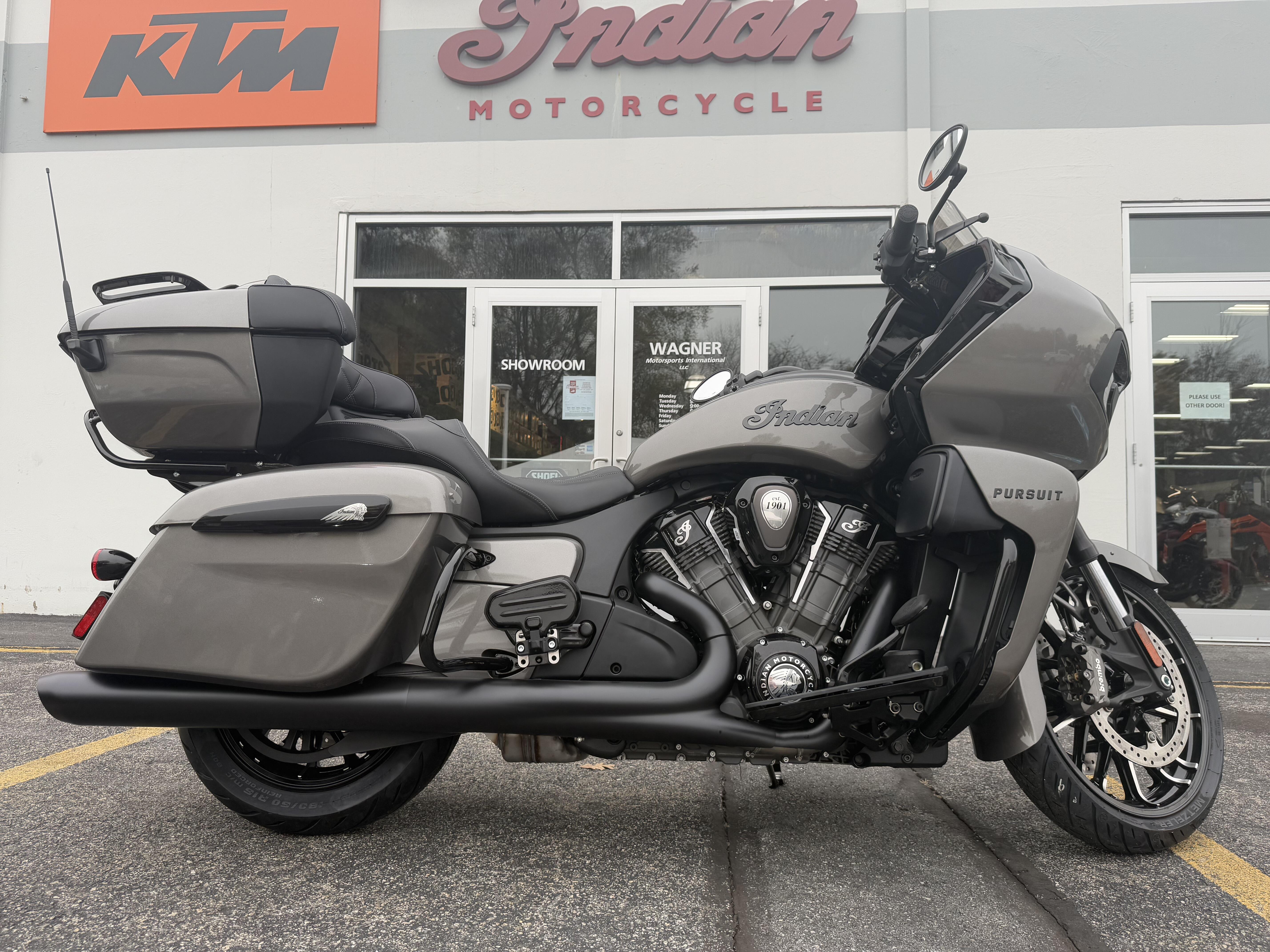 2026 Indian Motorcycle Pursuit Dark Horse DARK HORSE in Auburn, MA