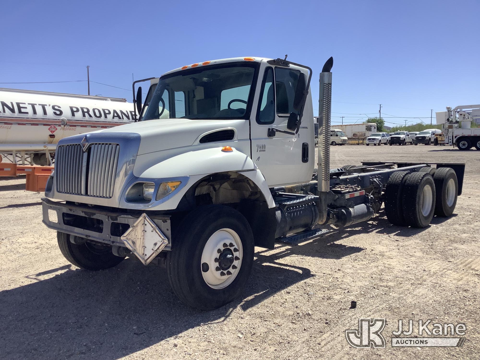 2005 INTERNATIONAL 7400 in Tucson, AZ