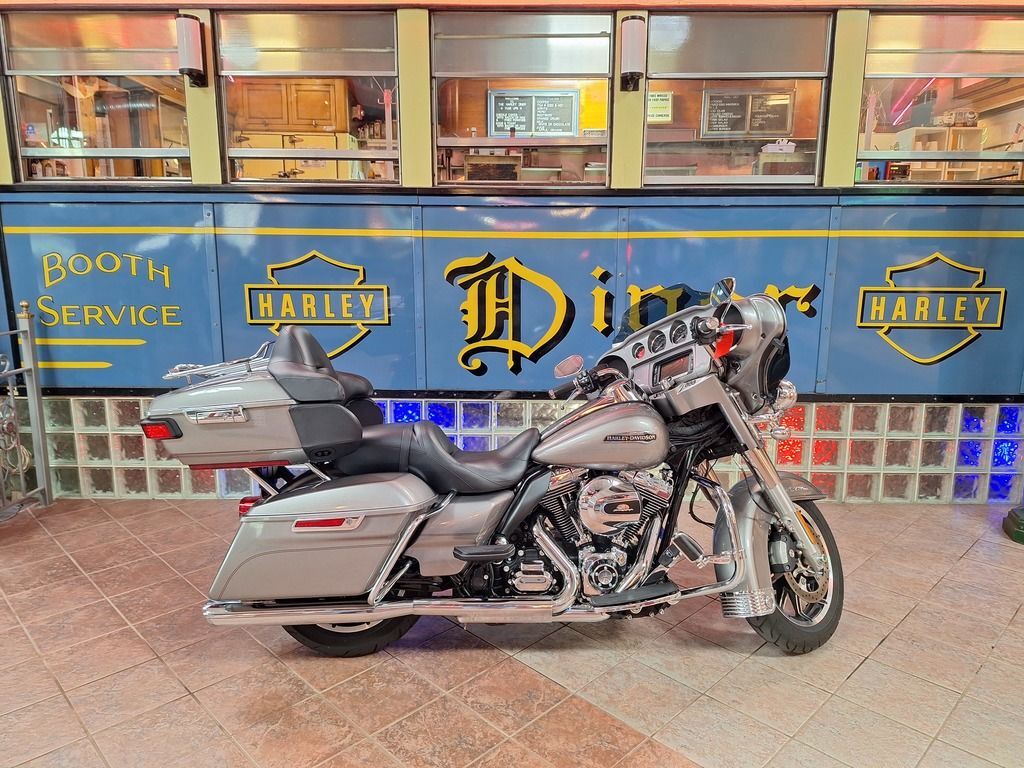 2016 Harley-Davidson® FLHTCU - Electra Glide® Ultra Classic® ULTRA CLASSIC FLHTCU in Bedford Heights, OH