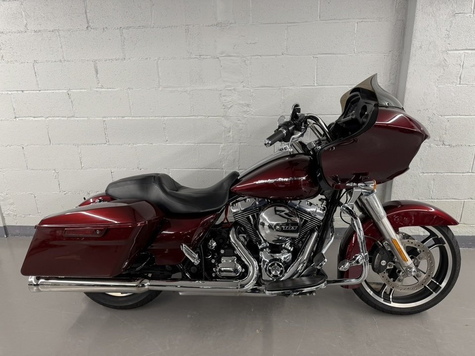 2015 Harley-Davidson FLTRX ROAD GLIDE CUSTOM in Elmsford, NY