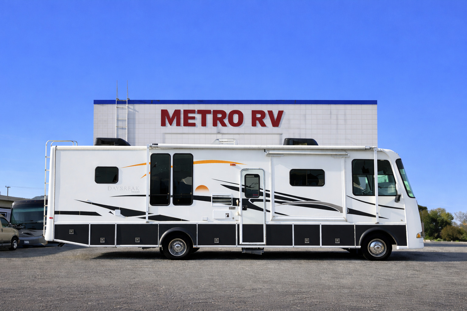 2007 Damon Daybreak 3135 in burbank CA