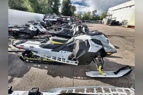 2025 Ski-Doo SUMMIT EDGE 850 S GY HAC 154 3P4F 25 850 E-TEC 154 in lakewood CO