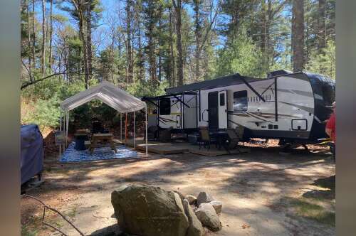 2021 Forest River Rockwood Signature 8329SB in plymouth MA