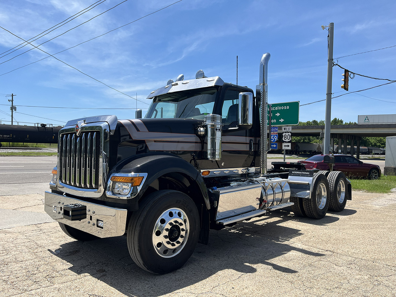2027 INTERNATIONAL HX 520 in Columbus, MS