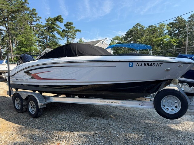 2024 Chaparral 21SSIOB SURF in somers point NJ