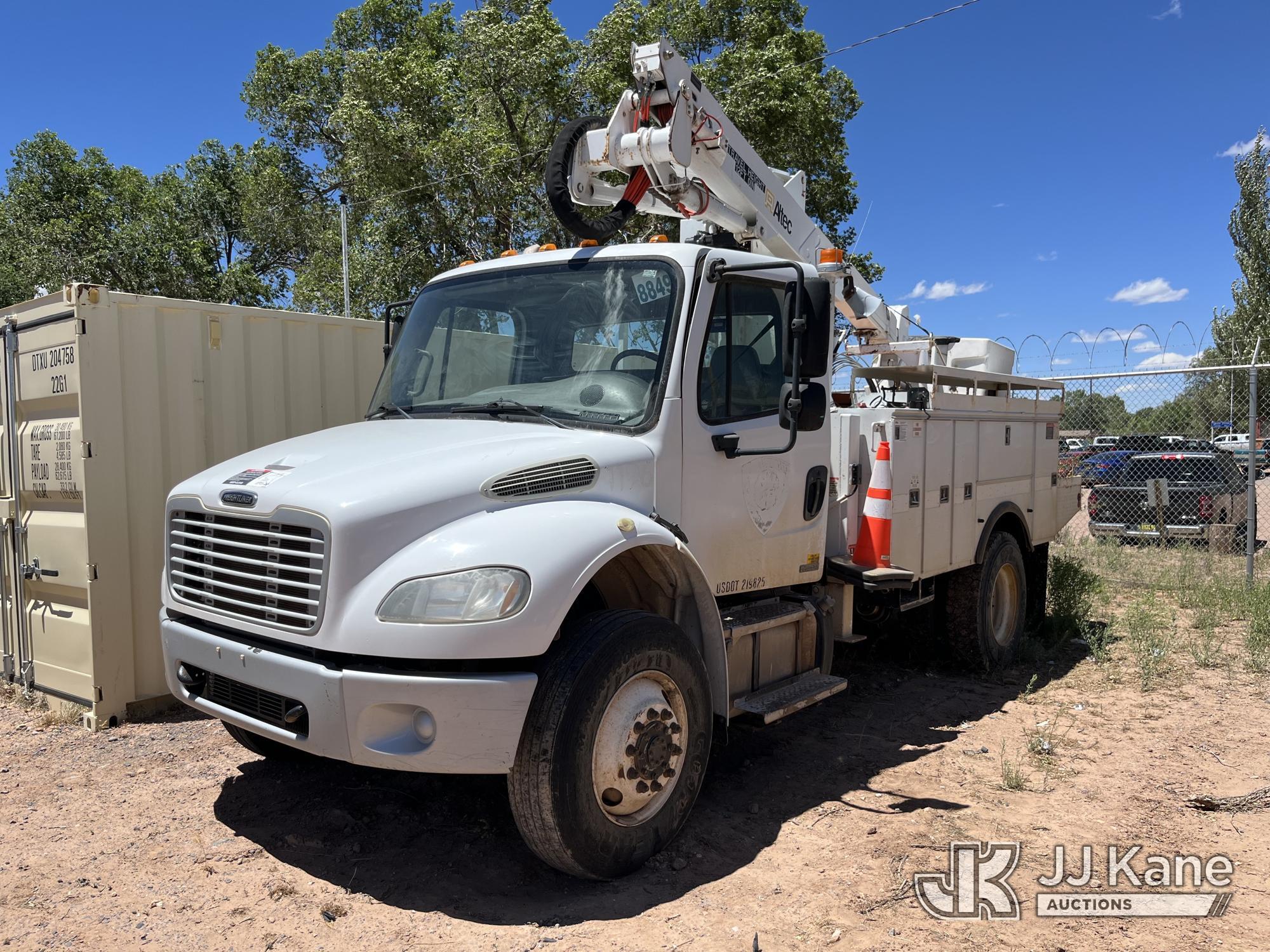 2012 FREIGHTLINER BUSINESS CLASS M2 106 in Fort Defiance, AZ