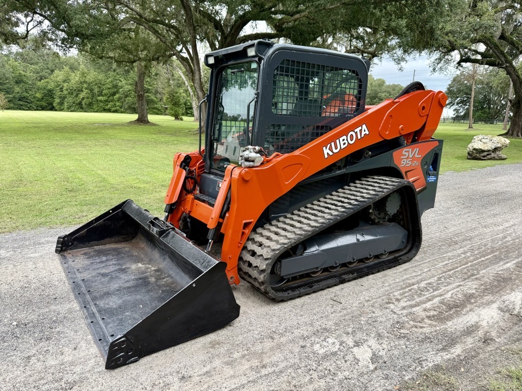 2021 KUBOTA SVL95-2S in Zephyrhills, FL