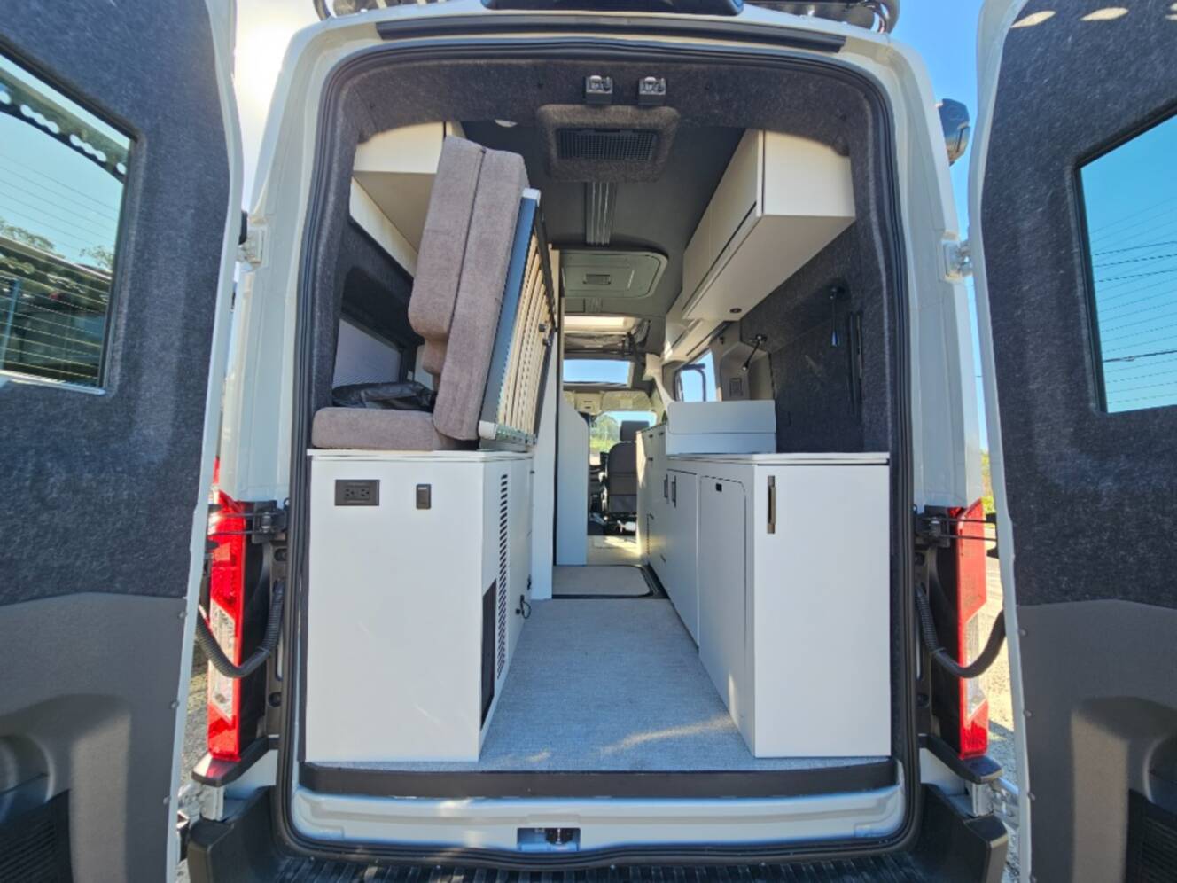 A photo of this 2026 Grand Design Lineage Series Vt LVT1