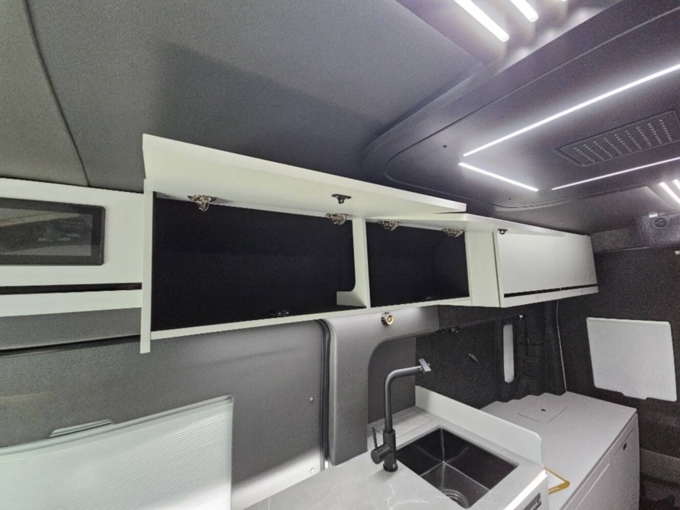 A photo of this 2026 Grand Design Lineage Series Vt LVT1
