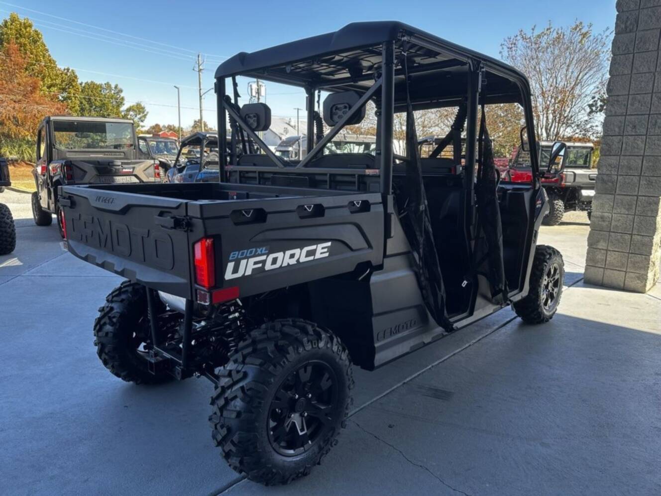 A photo of this 2026 CFMOTO UFORCE 800 XL