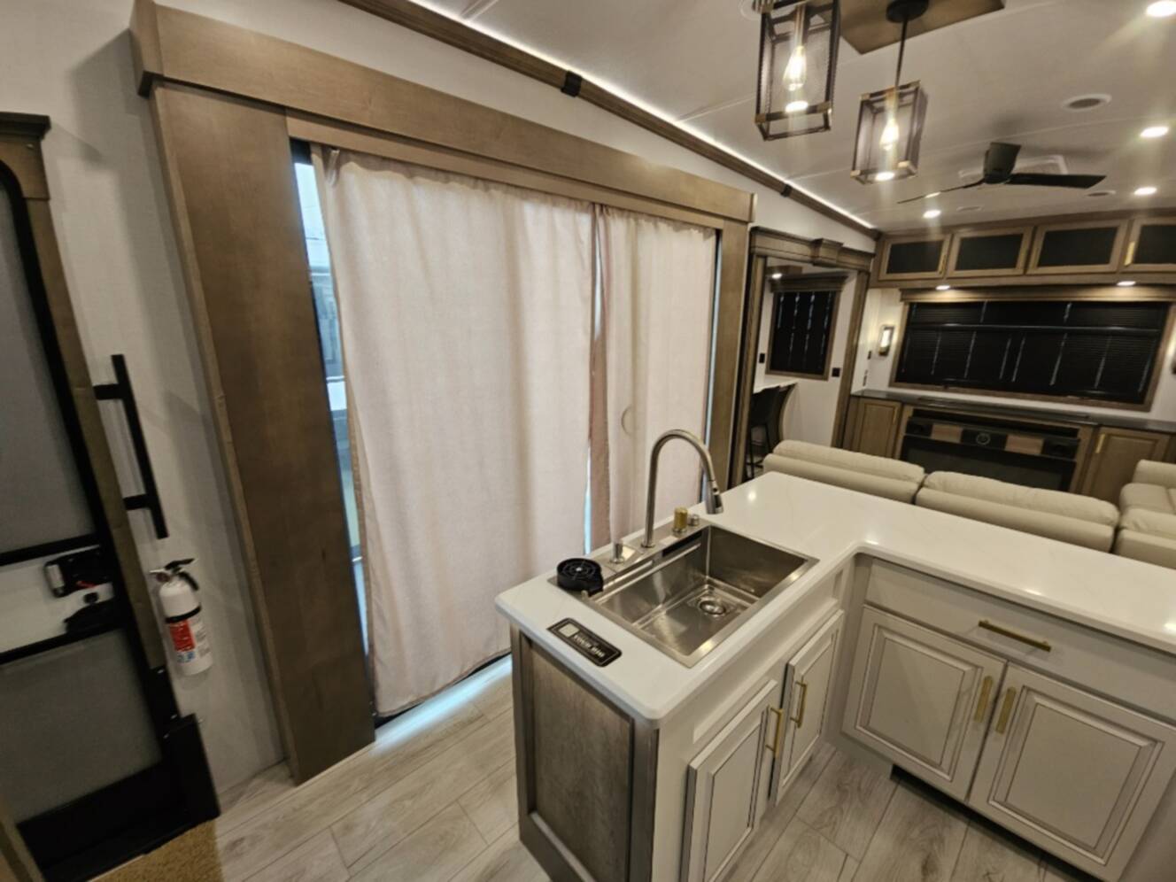 A photo of this 2026 Keystone Rv Montana 3532SP