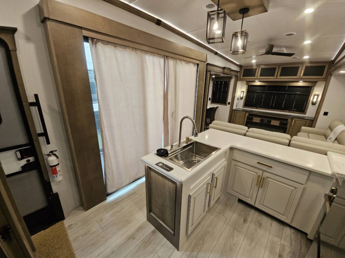 A photo of this 2026 Keystone Rv Montana 3532SP