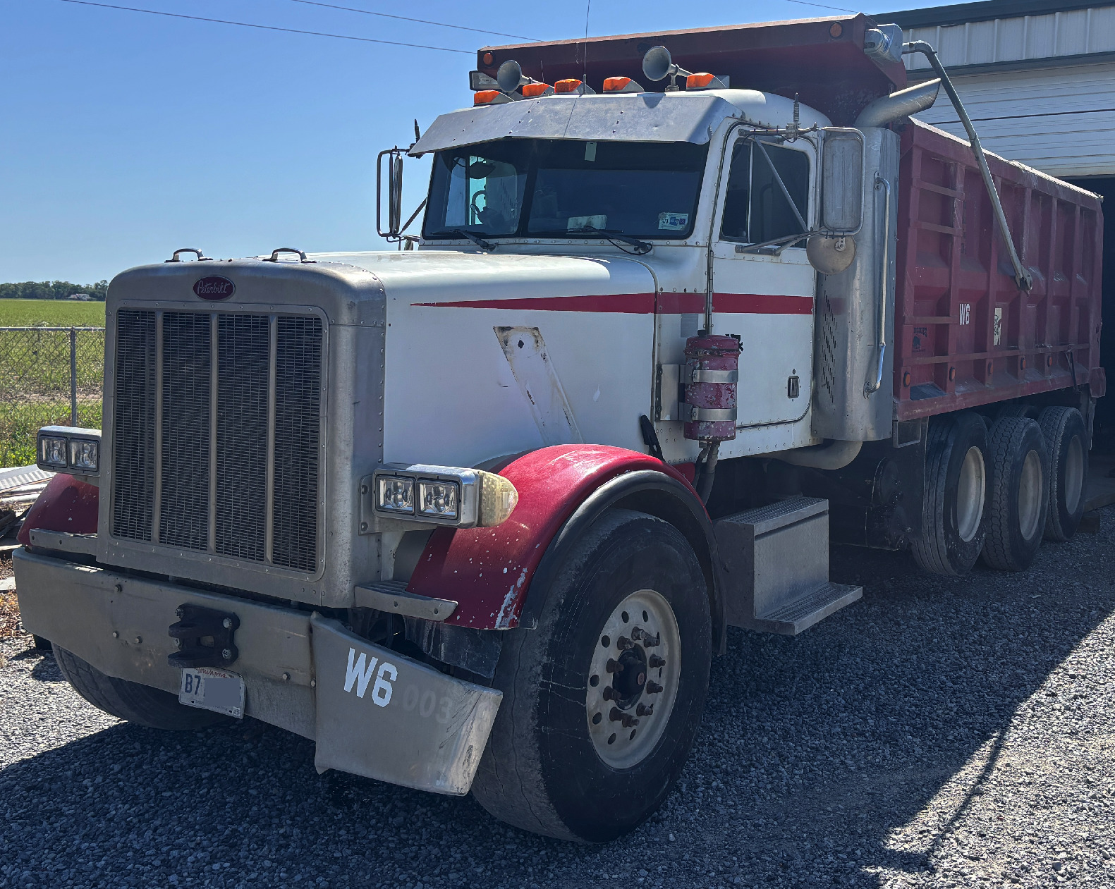 2004 PETERBILT 378 in Baton Rouge, LA