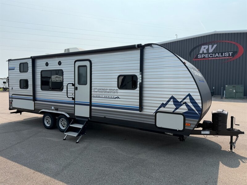 2020 Coachmen Catalina Summit Series 261BH RV