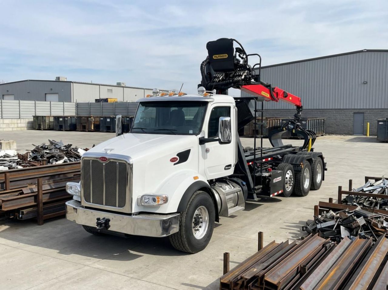 2025 PETERBILT 567 in Decatur, GA
