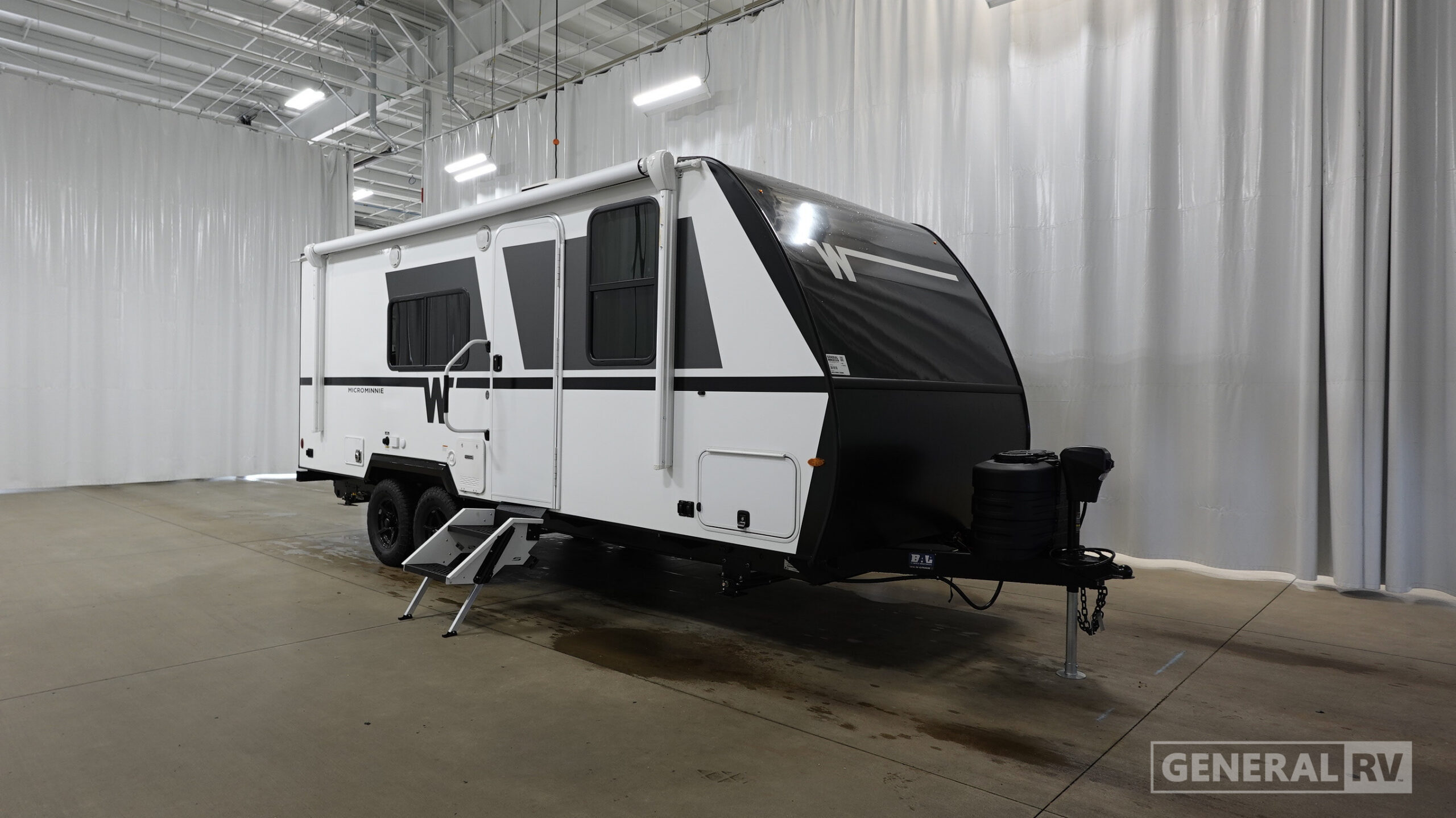 2027 Winnebago MICRO MINNIE 2200MBH RV