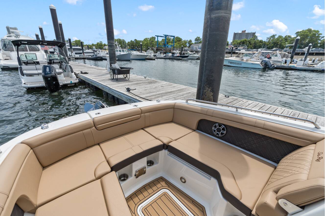 A photo of this 2026 Sea Ray SDX 290 Outboard