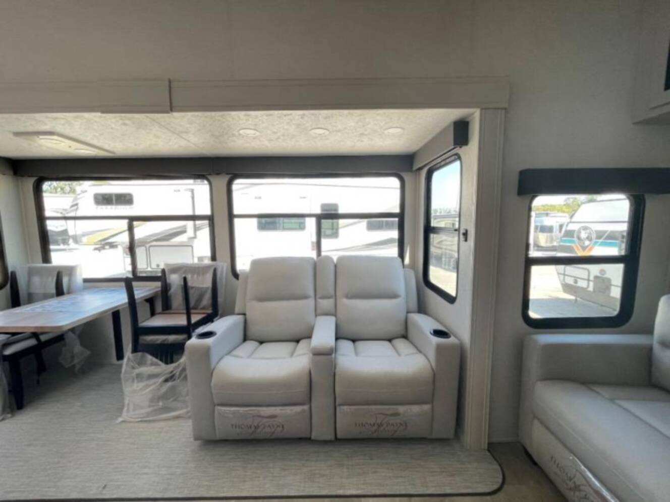 A photo of this 2025 Coachmen Chaparral 389DEK