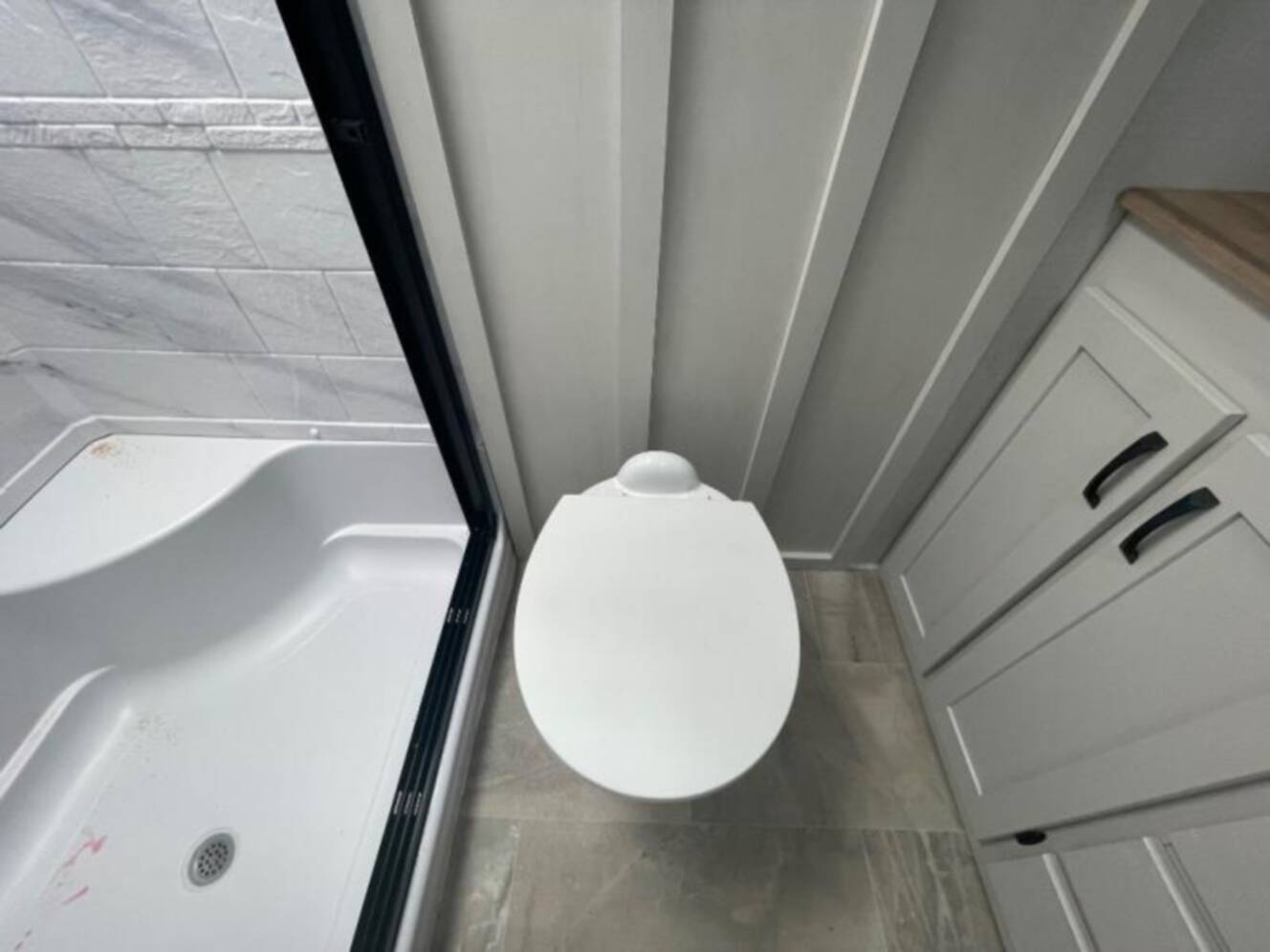 A photo of this 2025 Coachmen Chaparral 389DEK