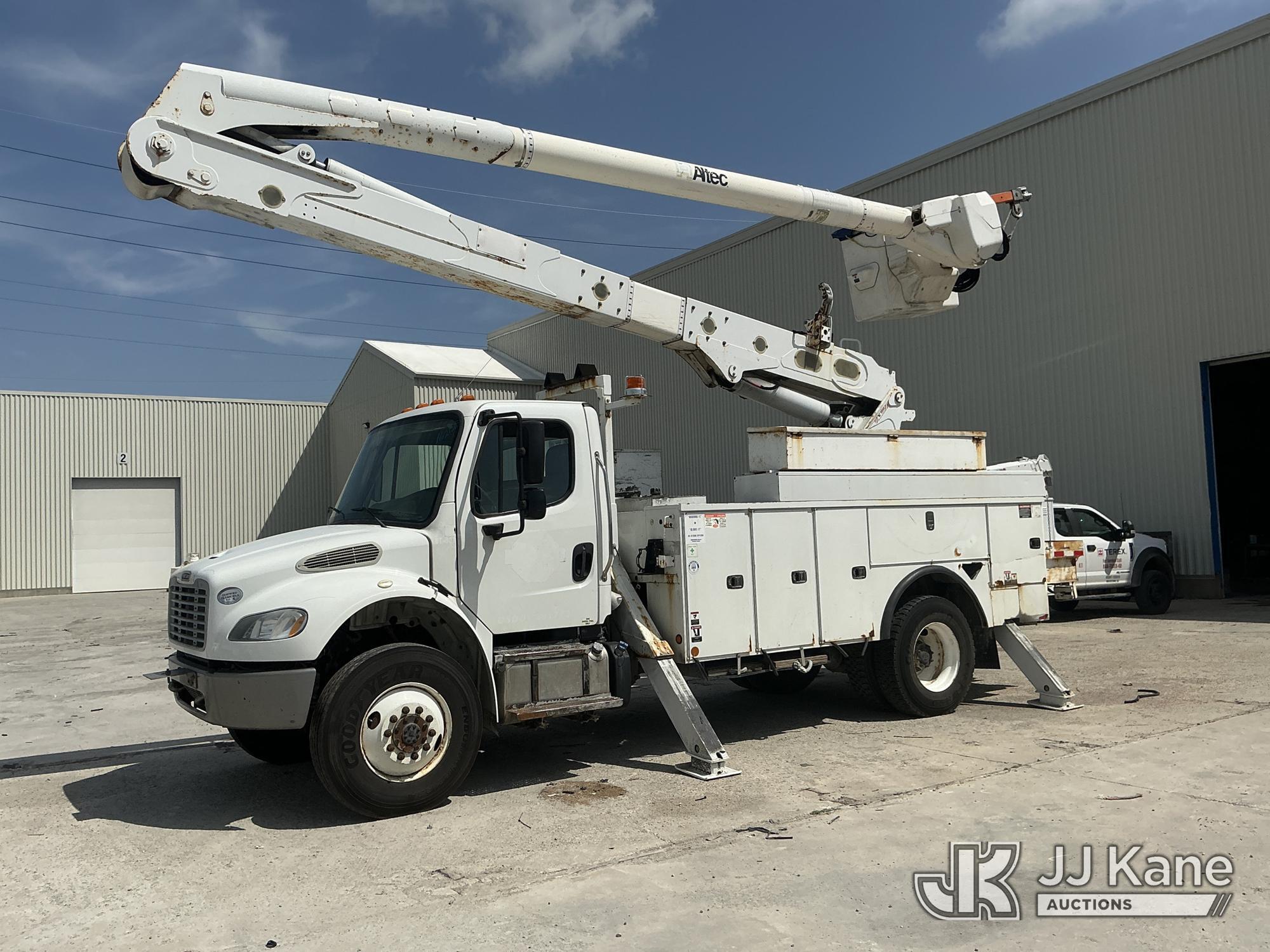2015 FREIGHTLINER BUSINESS CLASS M2 106 in Indianapolis, IN