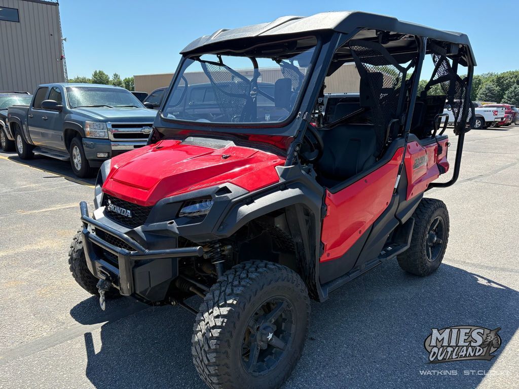 2018 Honda® Pioneer 1000-5 Deluxe in watkins MN