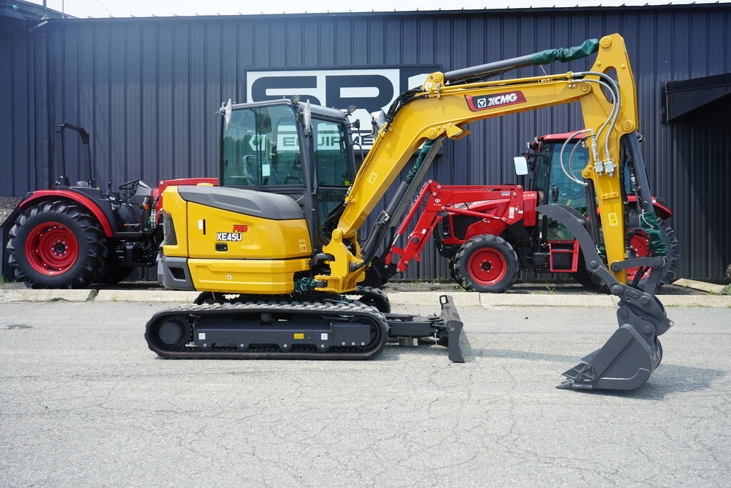 2026 XCMG XE45U PRO Excavator w/39.8 HP, 11.5k lbs, HVAC Cab in Orono, ME