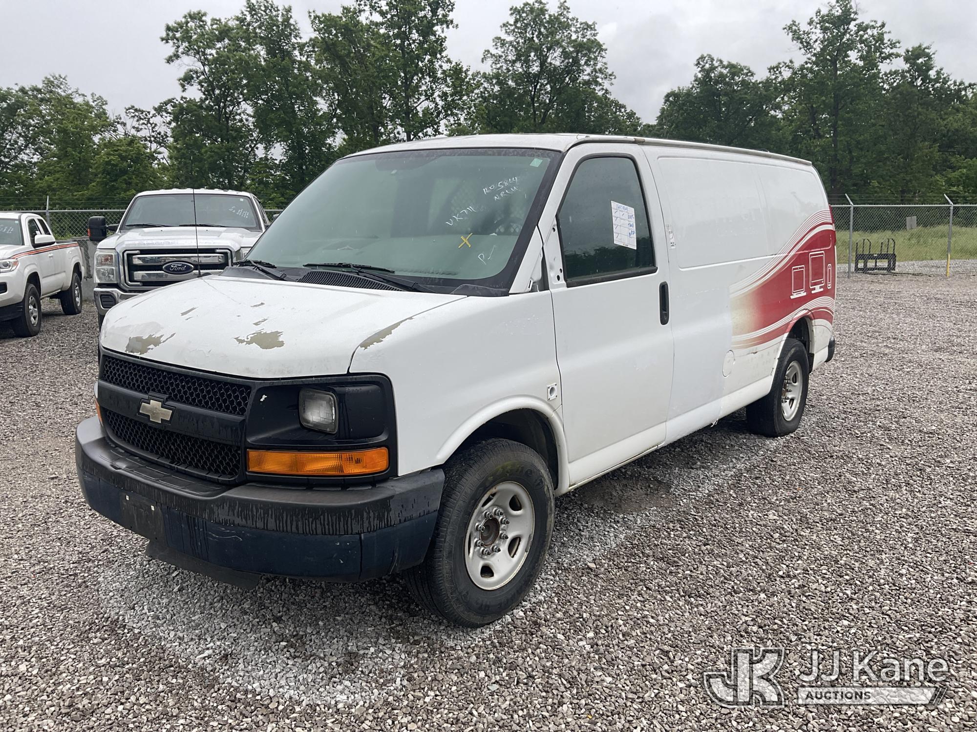 2012 CHEVROLET Express G2500 in Verona, KY