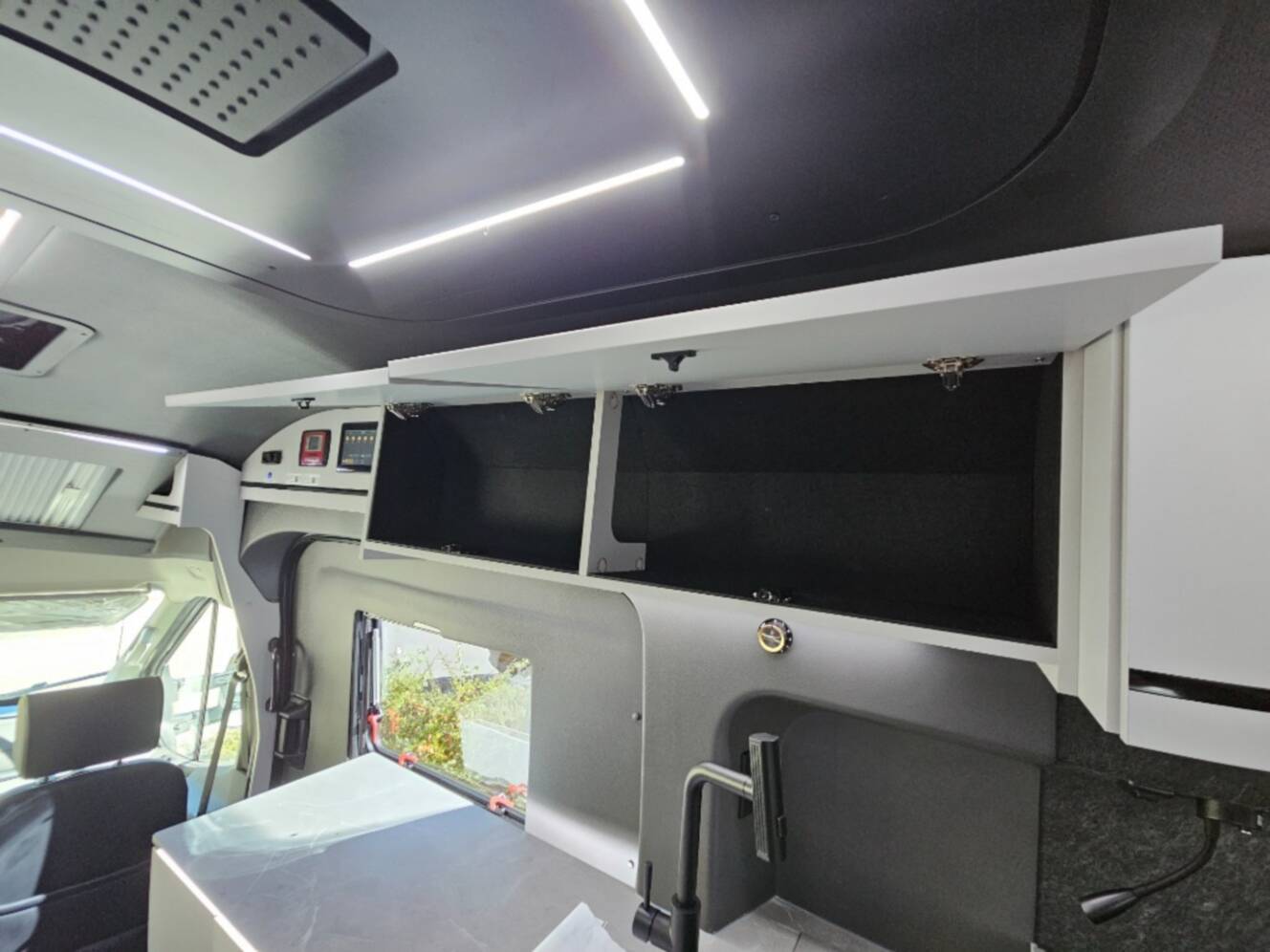 A photo of this 2026 Grand Design Lineage Series Vt LVT1