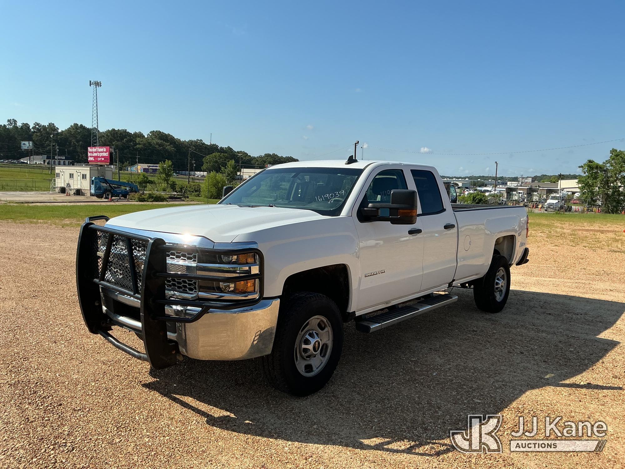 2019 CHEVROLET Silverado 2500HD 4x4 in Byram, MS