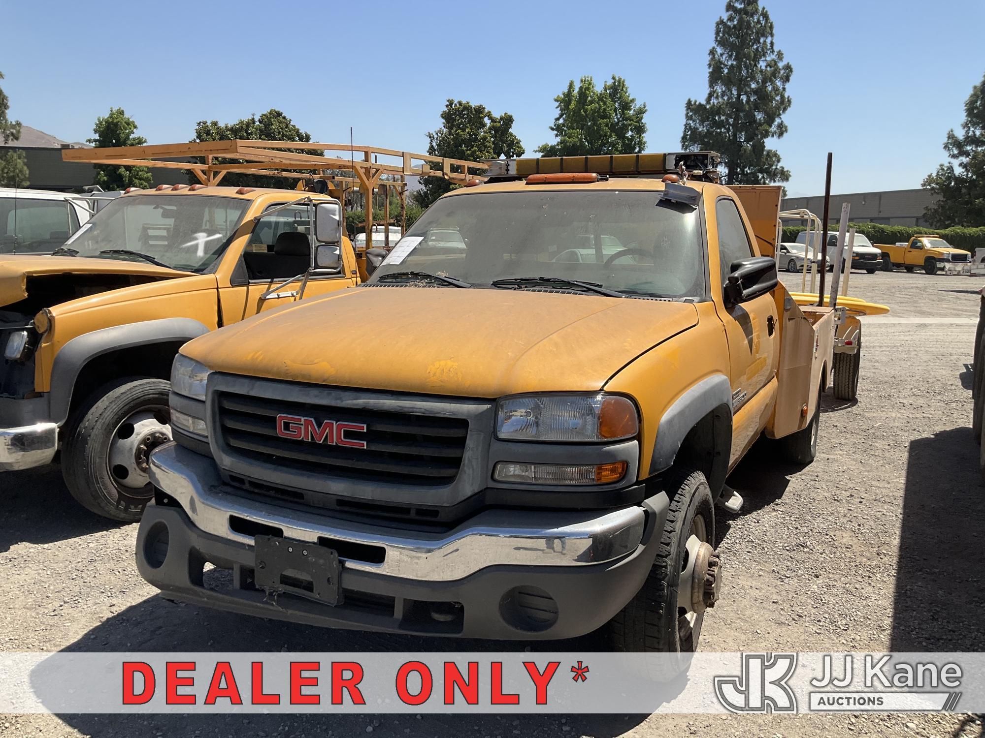 2003 GMC Sierra 3500 in Jurupa Valley, CA