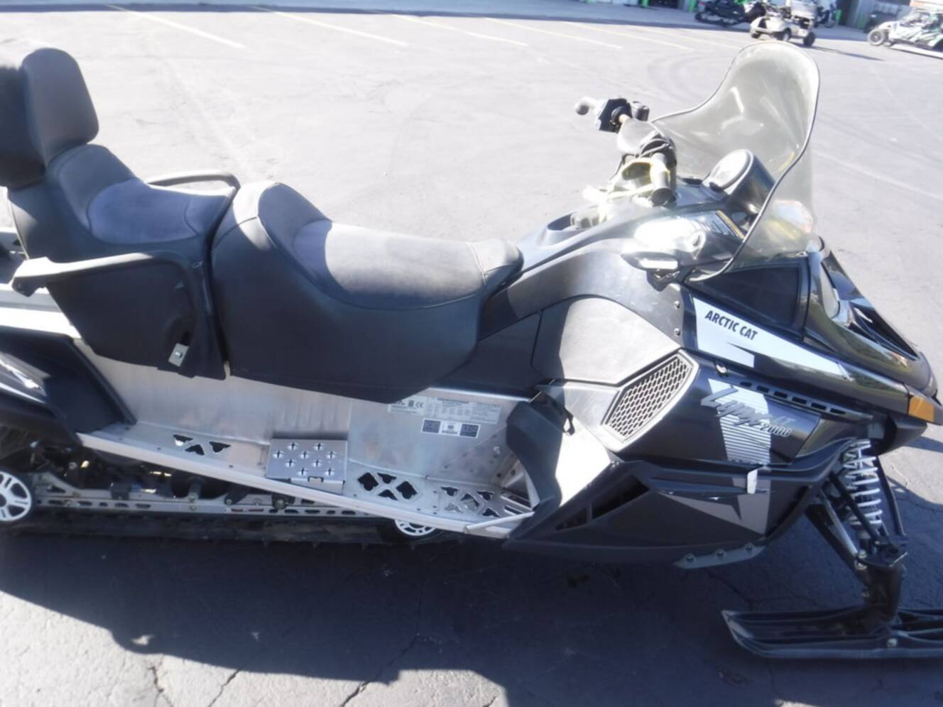 A photo of this 2017 Arctic Cat® LYNX 2000 LT ES