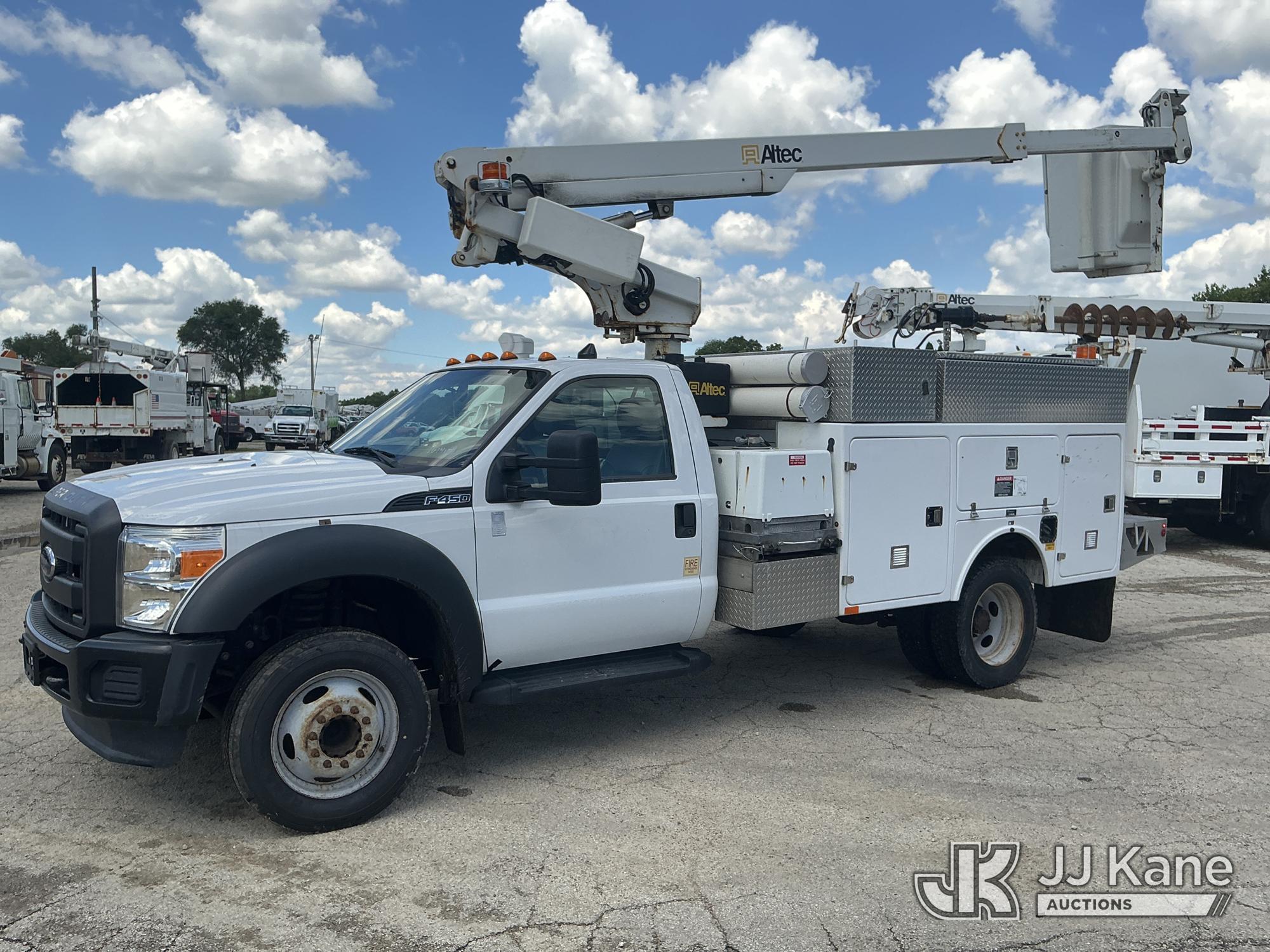 2013 Ford F-450 SD in South Beloit, IL