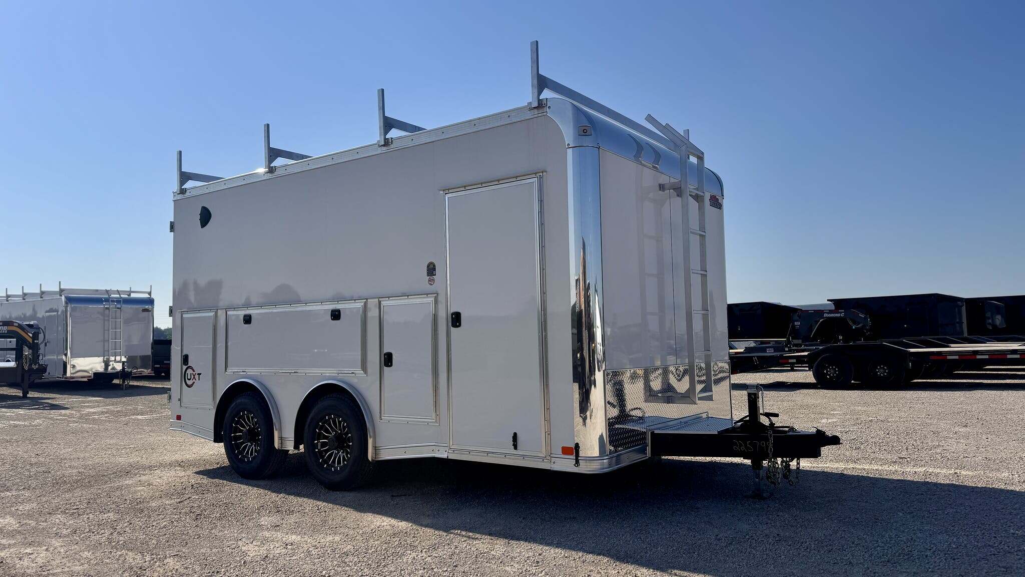 2026 United Trailers UXT 8.5x16-TOOL CRIB-COMMERCIAL GRADE - DOUBLE DOORS in Goodfield, IL
