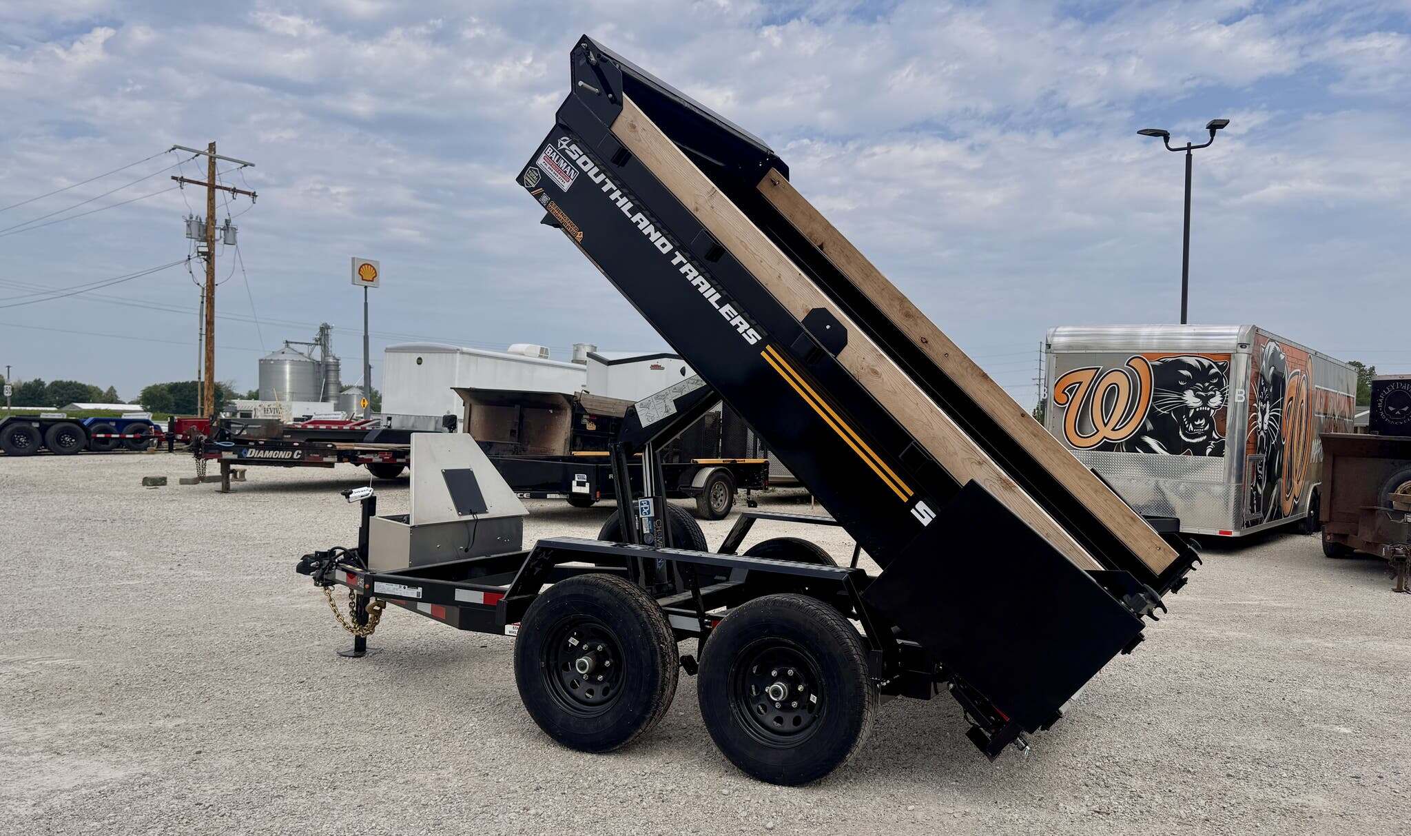 2026 Southland 5X10 TANDEM DUMP-SOLAR-SPARE TIRE-11,500# GVWR in Goodfield, IL