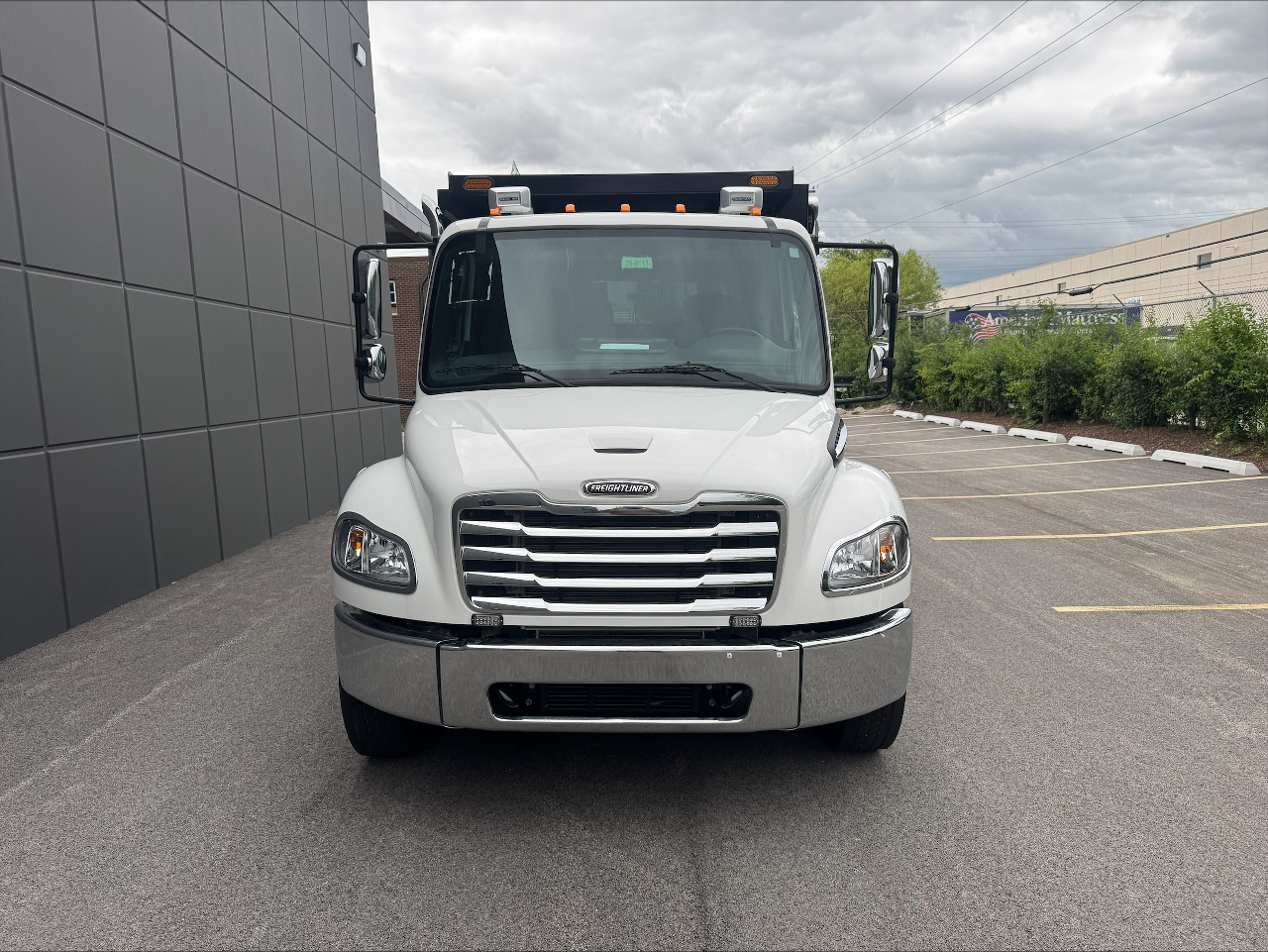 2026 FREIGHTLINER M2 106 in Elmhurst, IL