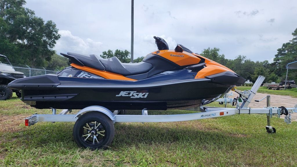 2024 Kawasaki Ultra® 160LX-S LX-S in Alachua, FL