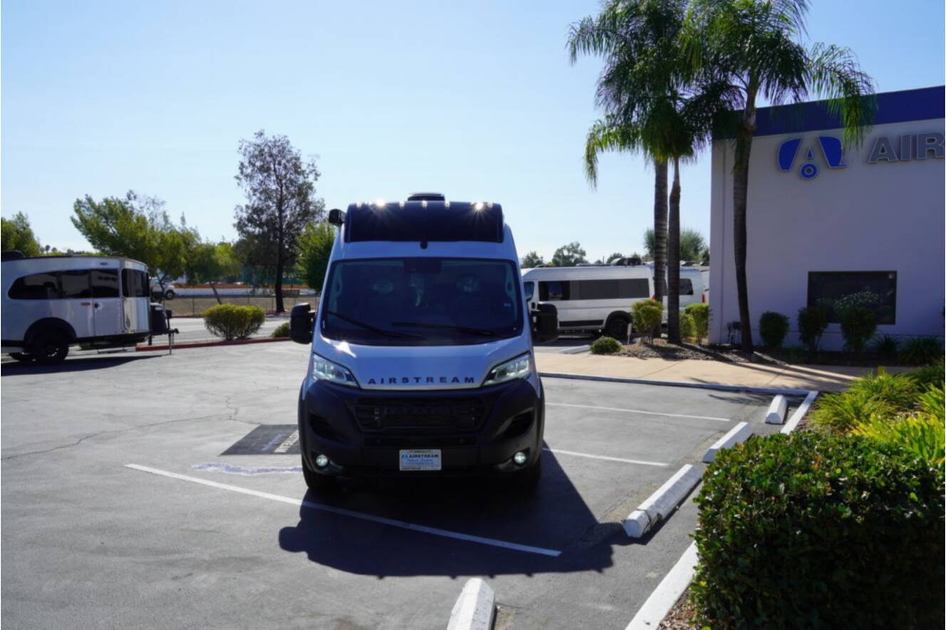 A photo of this 2026 Airstream Rangeline Pop Top