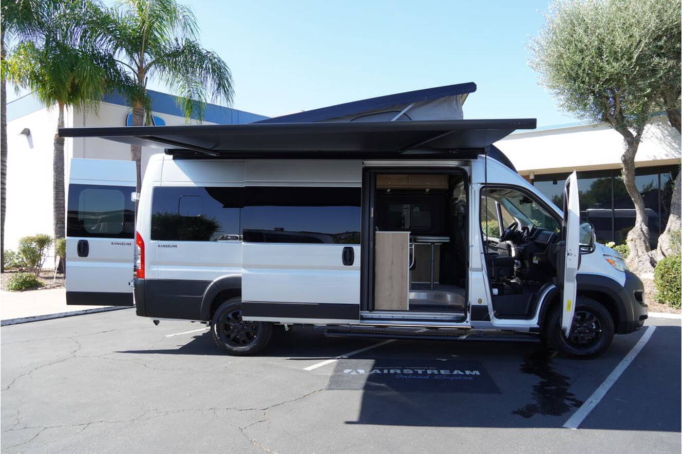 A photo of this 2026 Airstream Rangeline Pop Top