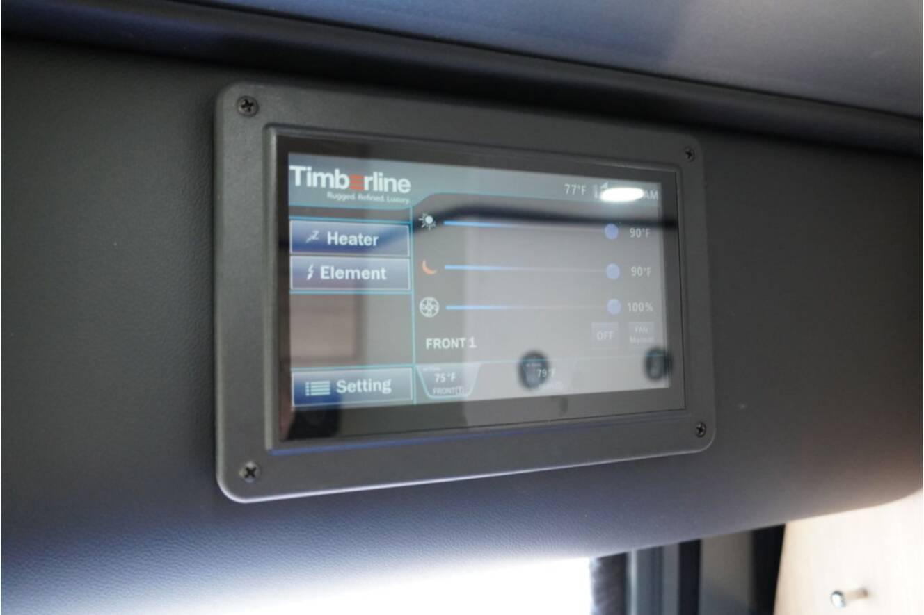 A photo of this 2026 Airstream Rangeline Pop Top