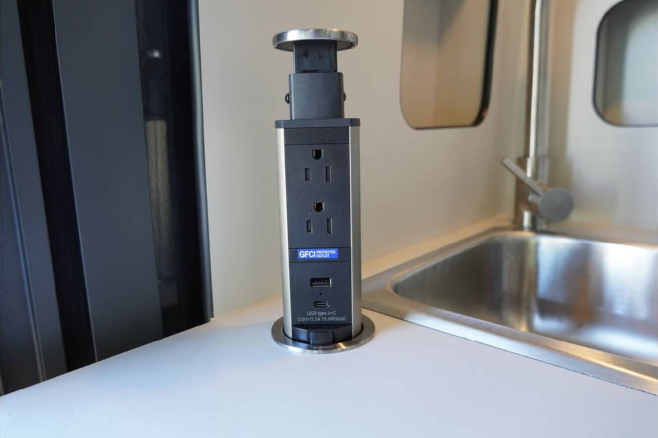 A photo of this 2026 Airstream Rangeline Pop Top