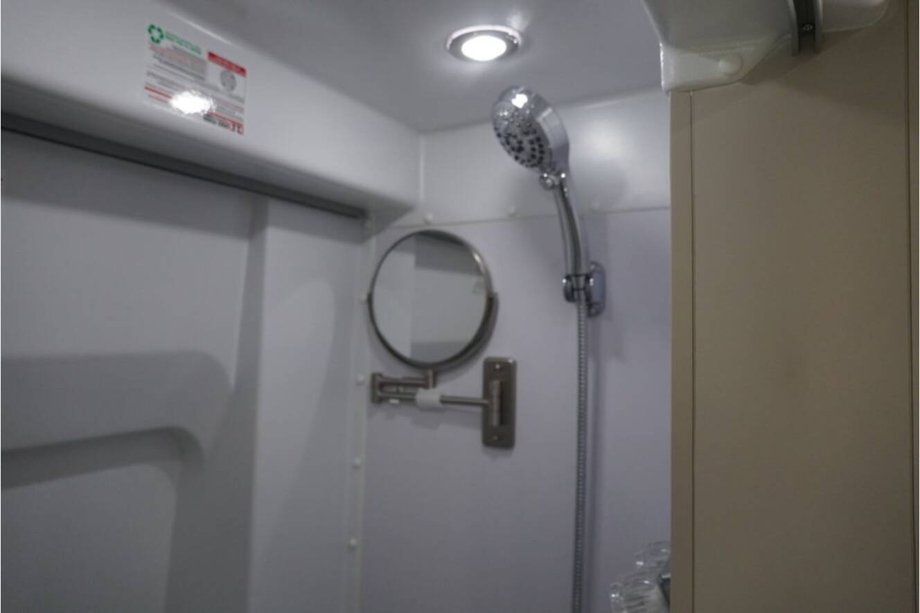A photo of this 2026 Airstream Rangeline Pop Top