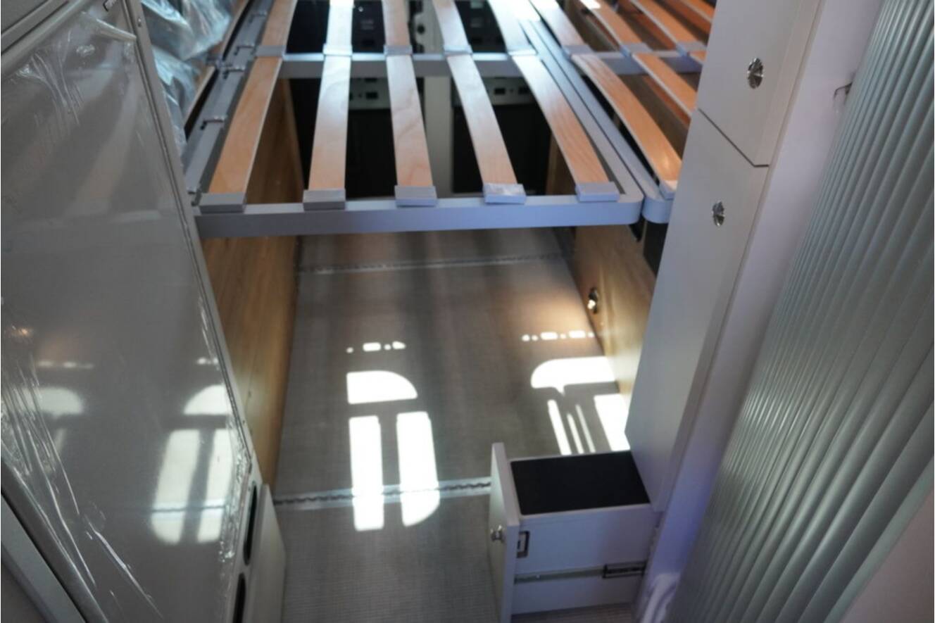 A photo of this 2026 Airstream Rangeline Pop Top