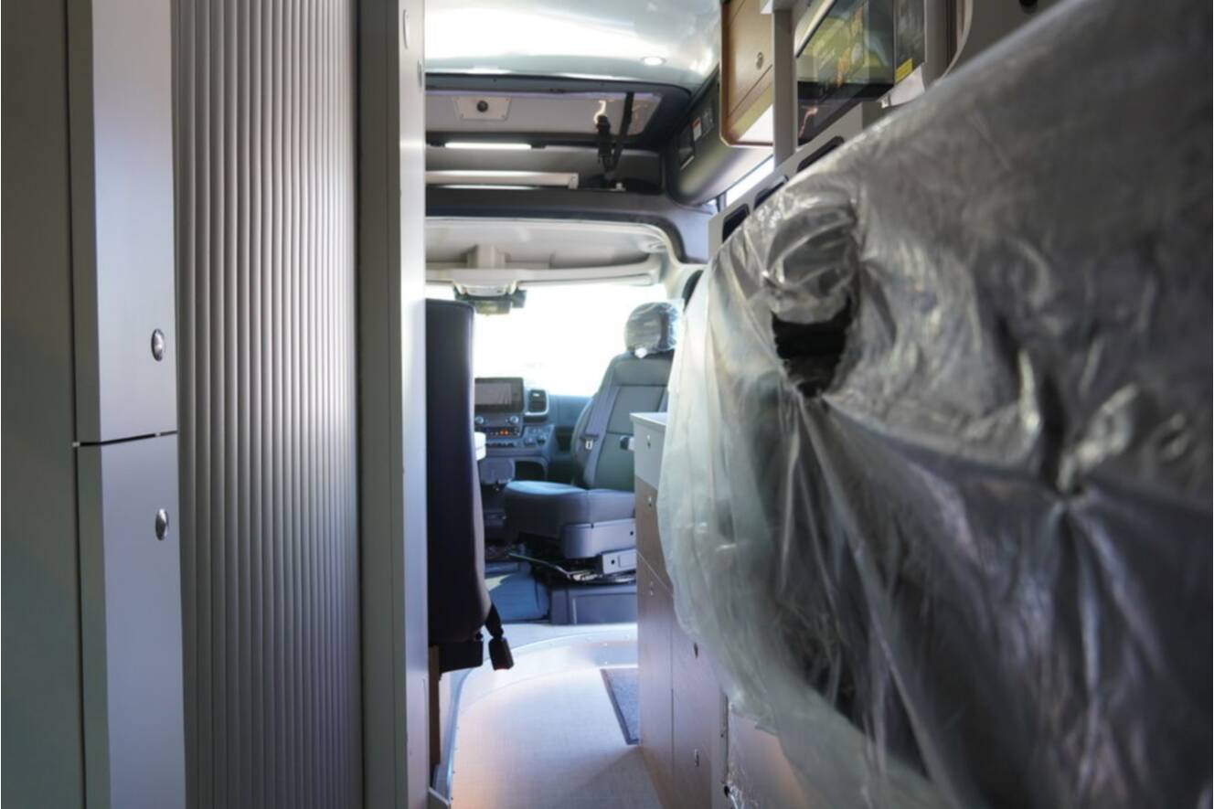 A photo of this 2026 Airstream Rangeline Pop Top