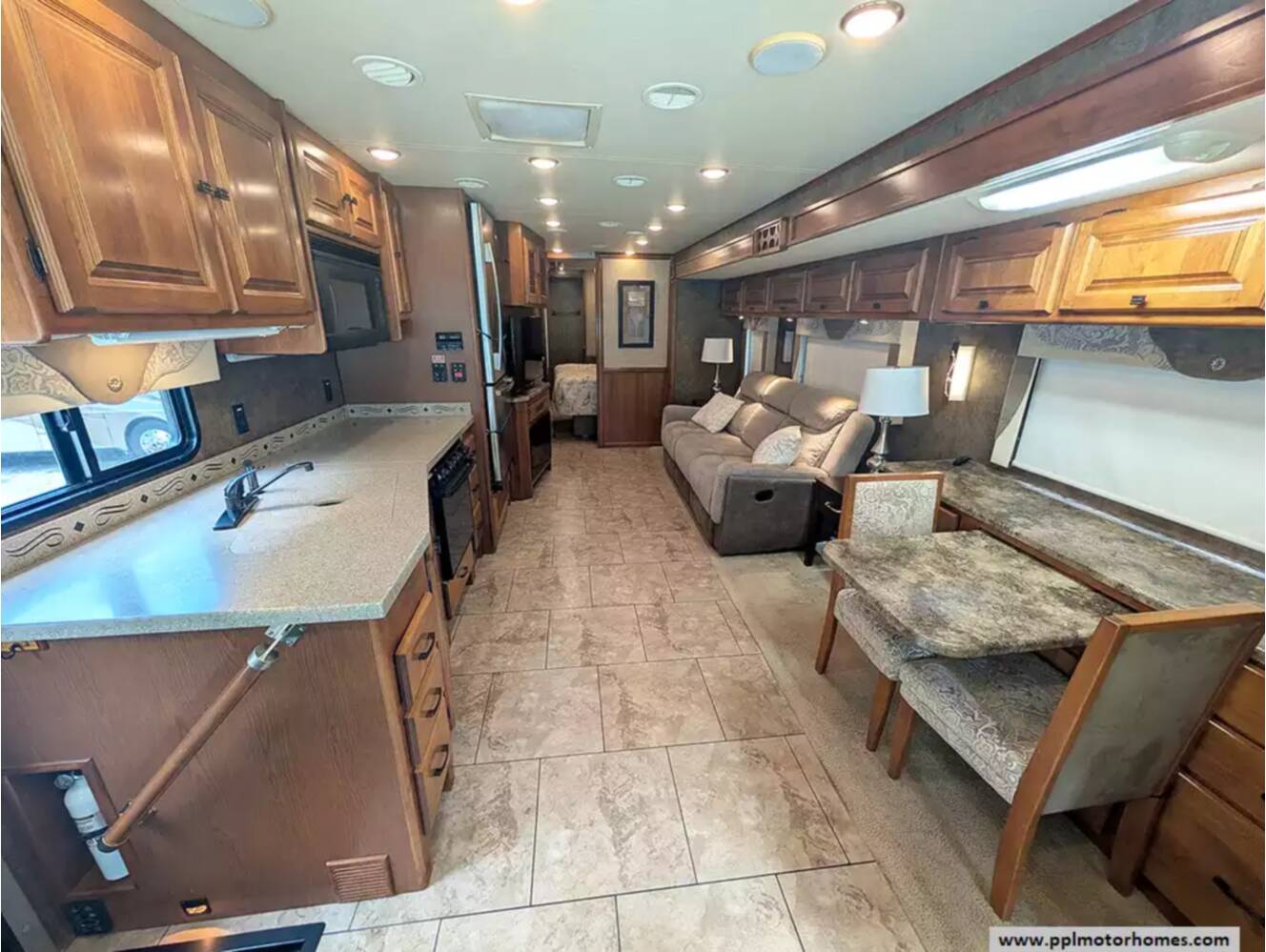 A photo of this 2014 Tiffin Allegro Open Road 36LA